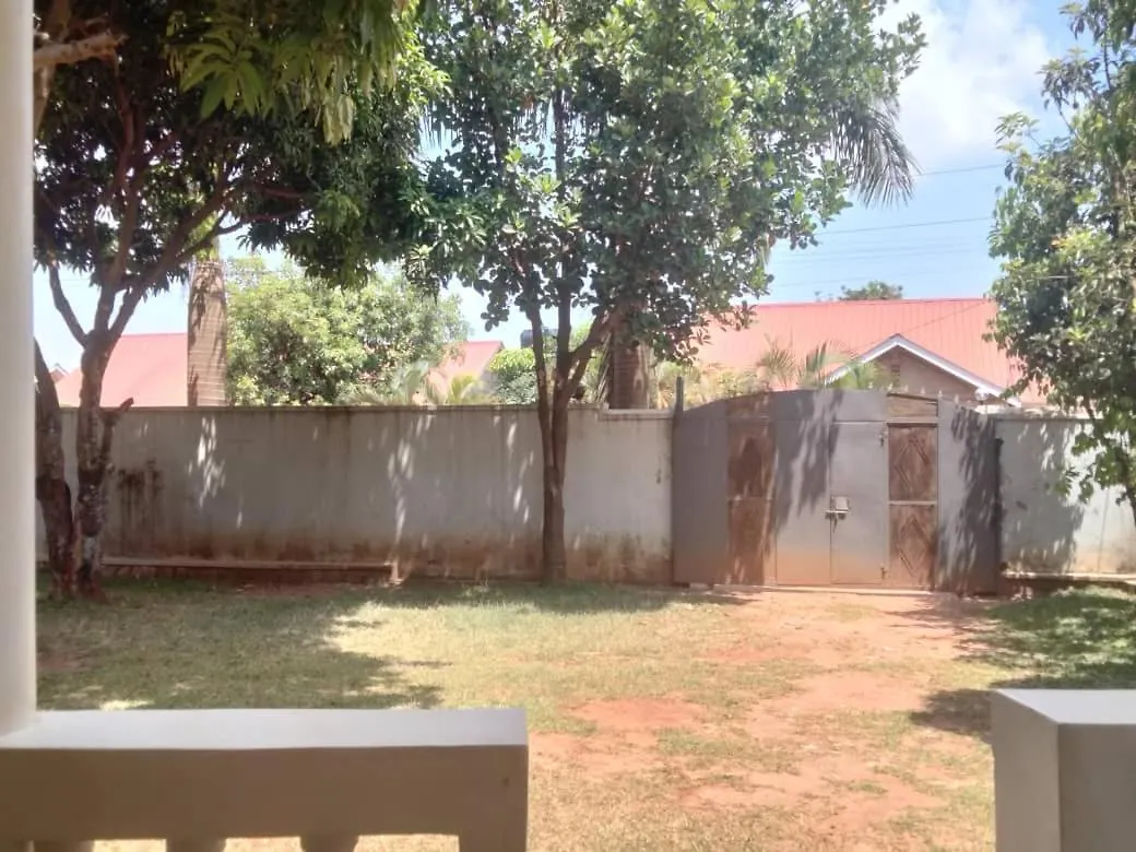 Quarto em Acomodações Particulares Akaboxi Castle Apartamento Kampala Uganda